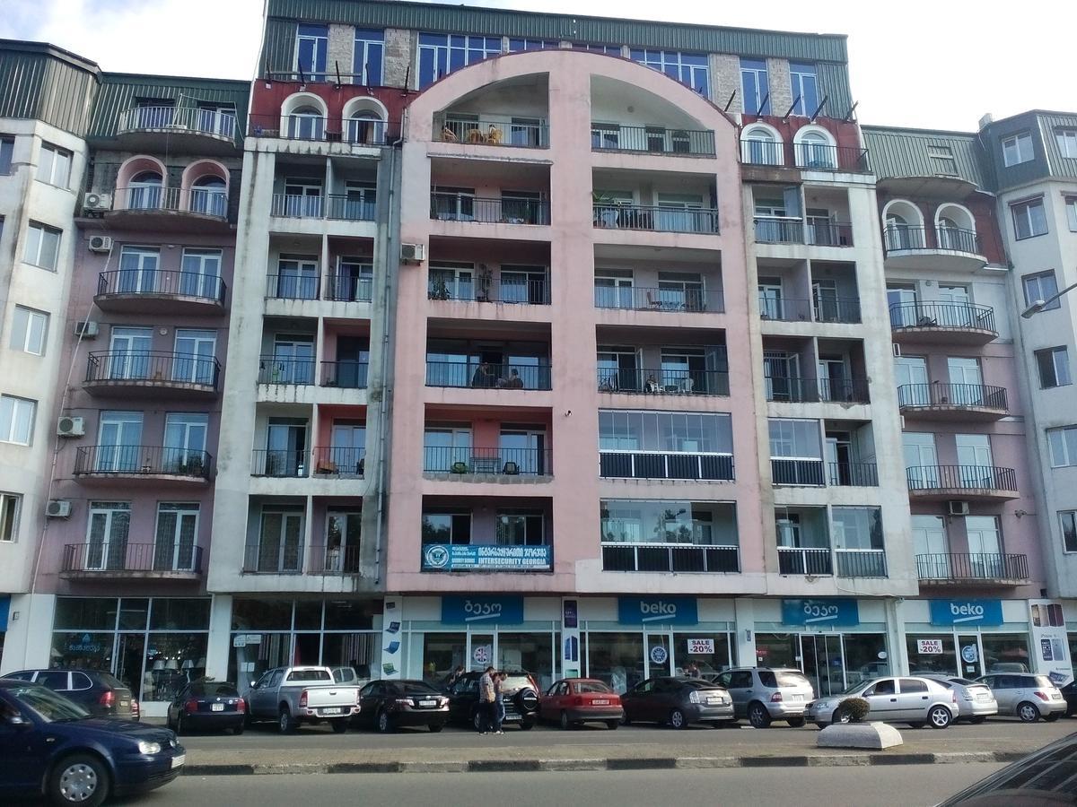 Apartment Chavchavadze 21 Batumi Ngoại thất bức ảnh